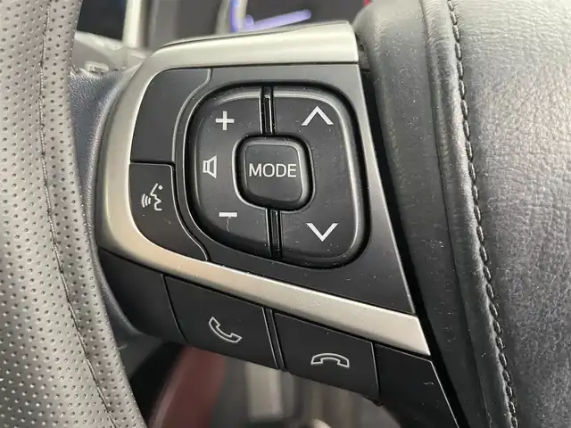 トヨタ ハリアー プレミアム 富山県 2017(平29)年 5.2万km スパークリングブラックパールクリスタルシャイン 純正9インチメモリナビ/フルセグTV/Bluetooth/バックカメラ/ETC/パワーバックドア/パワーシート/ハーフレザーシート/レーダークルーズコントロール/トヨタセーフティセンス/純正18インチアルミ/3眼LEDヘッドライト/オートハイビーム/オートライト/LEDフォグ/純正フロアマット/スマートキー/プッシュスタート