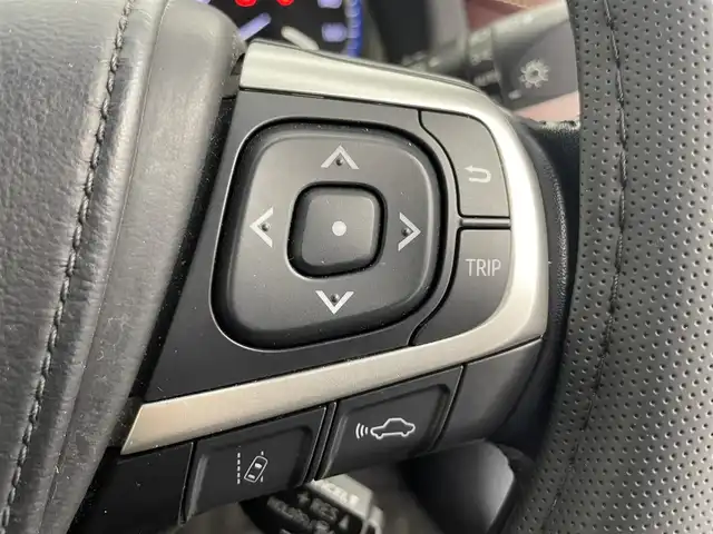 トヨタ ハリアー プレミアム 富山県 2017(平29)年 5.2万km スパークリングブラックパールクリスタルシャイン 純正9インチメモリナビ/フルセグTV/Bluetooth/バックカメラ/ETC/パワーバックドア/パワーシート/ハーフレザーシート/レーダークルーズコントロール/トヨタセーフティセンス/純正18インチアルミ/3眼LEDヘッドライト/オートハイビーム/オートライト/LEDフォグ/純正フロアマット/スマートキー/プッシュスタート