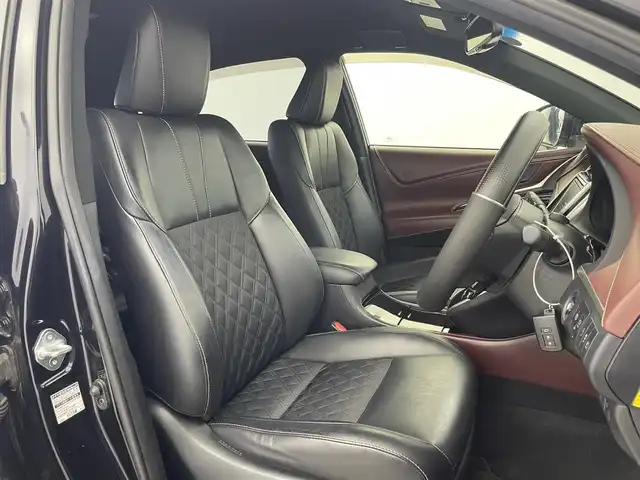 トヨタ ハリアー プレミアム 富山県 2017(平29)年 5.2万km スパークリングブラックパールクリスタルシャイン 純正9インチメモリナビ/フルセグTV/Bluetooth/バックカメラ/ETC/パワーバックドア/パワーシート/ハーフレザーシート/レーダークルーズコントロール/トヨタセーフティセンス/純正18インチアルミ/3眼LEDヘッドライト/オートハイビーム/オートライト/LEDフォグ/純正フロアマット/スマートキー/プッシュスタート