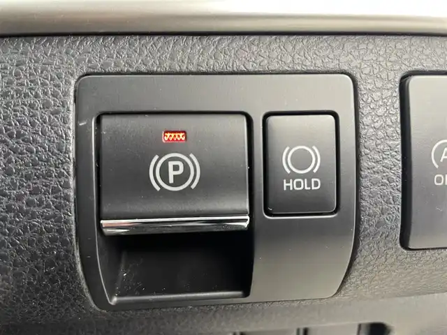 トヨタ ハリアー プレミアム 富山県 2017(平29)年 5.2万km スパークリングブラックパールクリスタルシャイン 純正9インチメモリナビ/フルセグTV/Bluetooth/バックカメラ/ETC/パワーバックドア/パワーシート/ハーフレザーシート/レーダークルーズコントロール/トヨタセーフティセンス/純正18インチアルミ/3眼LEDヘッドライト/オートハイビーム/オートライト/LEDフォグ/純正フロアマット/スマートキー/プッシュスタート