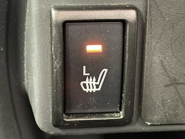 スズキ ハスラー G 愛知県 2015(平27)年 5.5万km サマーブルーM 純正８インチナビ/（Ｂｌｕｅｔｏｏｔｈ/フルセグＴＶ/ＣＤ・ＤＶＤ再生/SD/FM/AM)/シートヒーター　/衝突軽減ブレーキ　/アイドリングストップ　/横滑り防止装置　/純正フロアマット　/純正１５インチＡＷ　　/プッシュスタート/　　-スマートキー