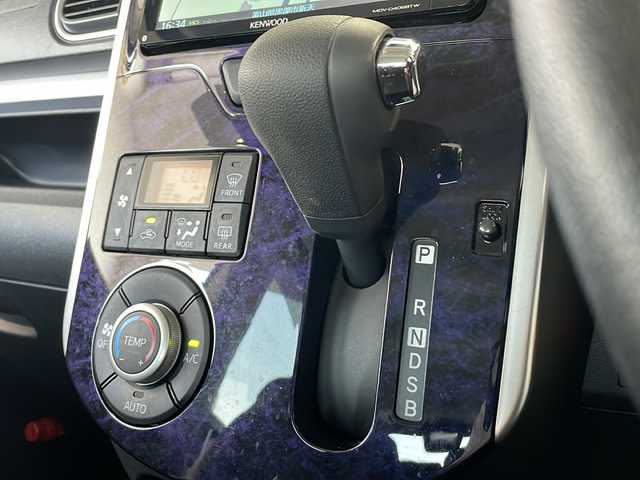 ダイハツ タント カスタムX トップED LTD SAⅢ 富山県 2018(平30)年 1.8万km ファイアークォーツレッドM 社外ナビ/ＣＤ・ＤＶＤ・Bluetooth/全方位カメラ/バックカメラ/ワンセグTV/純正スピーカー/両側パワースライドドア/アイドリングストップ/衝突軽減ブレーキ/シートヒーター/ベンチシート/純正フロアマット/オートライト/ＥＴＣ/スマートキー/純正14インチＡＷ/LEDヘッドライト/保証書/取扱説明書