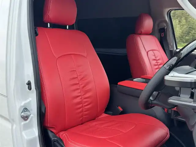 トヨタ ハイエース グランドキャビン 兵庫県 2020(令2)年 1.6万km ホワイトパールクリスタルシャイン S.A.Dデイジーフロントスポイラー/S.A.Dデイジーサイドエアロ/S.A.Dエージェントリアバンパー/S.A.Dリアウィング/社外ワイドフェンダー/カロッツェリア9インチナビ/カロッツェリア13.3インチフリップダウン/ファブレスローダウン/DVD再生・BT接続可/フルセグTV/デジタルインナーミラー/バックカメラ/ファブレスBARONE18インチAW/スマートキー×2×/AUTOハイビーム