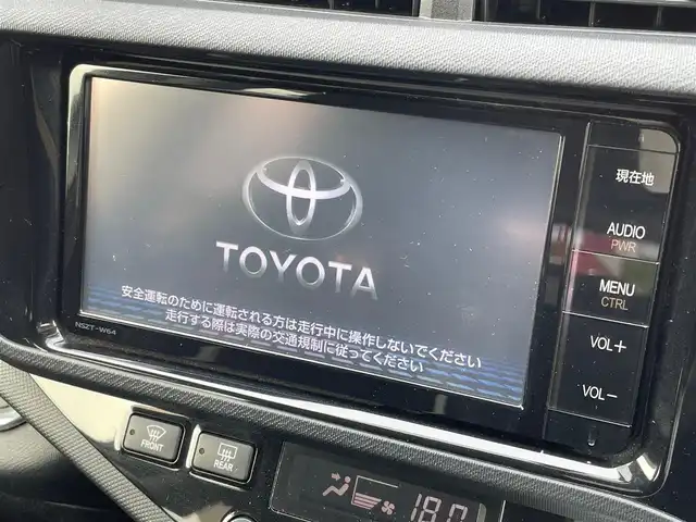 トヨタ アクア G G’s 大阪府 2015(平27)年 2.8万km ライムホワイトパールクリスタルシャイン 純正ナビ/   フルセグTV/CD/DVD/Bluetooth/バックモニター/横滑り防止装置/社外エアロ　/レーンキープアシスト/クルーズコントロール/ステアリングスイッチ/純正17インチアルミホイール/純正フロアマット/プッシュスタート/スマートキー/ハーフレザーシート/ＥＴＣ/ＬＥＤライト