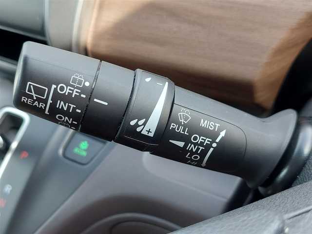 ホンダ フリード G ホンダセンシング 東京都 2020(令2)年 2.9万km プラチナホワイトパール KENWOOD社外ナビ　/・ＦＭ／ＡＭ／ＣＤ／ＤＶＤ/・フルセグＴＶ／Ｂｌｕｅｔｏｏｔｈ　/ホンダセンシング　/両側パワースライドドア　/運転席&助手席シートヒーター/センターテーブル/バックカメラ　/ＥＴＣ　/三列シート/ウォークスルーシート/オートエアコン　/オートライト　/プッシュスタート　/スマートキー