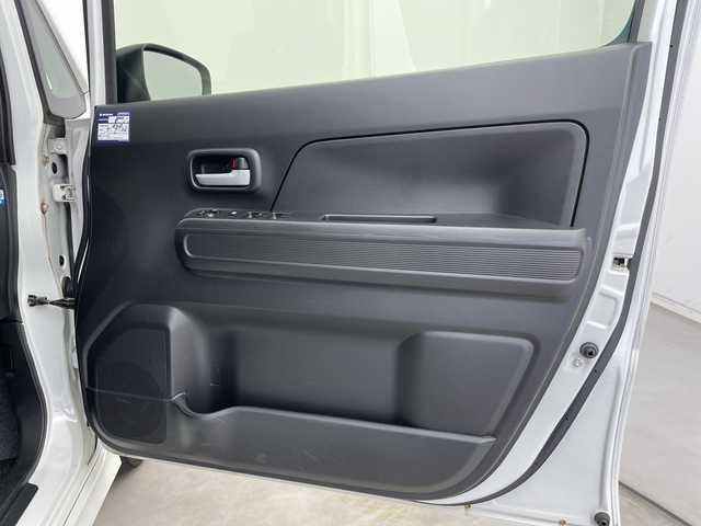 スズキ ワゴンＲ HYBRID FZ 新潟県 2017(平29)年 2.6万km ピュアホワイトP ワンオーナー/オーディオ/　Bluetooth/CD/USB/衝突被害軽減ブレーキ/レーンキープアシスト/ヘッドアップディスプレイ/アイドリングストップ/横滑り防止装置/オートマチックハイビーム/オートライト/レザーステアリング/ステアリングスイッ