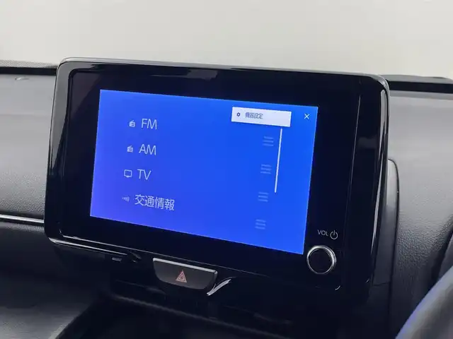 トヨタ ヤリスクロス ハイブリッド Z アドベンチャー 埼玉県 2025(令7)年 0.1千km プラチナホワイトパールマイカ 登録済未使用車　純正ナビ　パノラミックビューモニター　ＢＳＭ　ビルトインＥＴＣ２．０　セーフティセンス　レーダークルーズコントロール　シートヒーター　ステアリングヒーター　ＨＤＭＩ　オートハイビーム