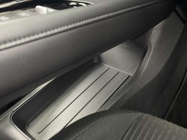 日産 ノート X FOUR 秋田県 2023(令5)年 2万km スーパーブラック 4WD/純正ディスプレイオーディオ　/AM/FM/Bluetooth/エマージェンシーブレーキ　/レーンキープアシスト　/横滑り防止装置　/前後クリアランスソナー/速度標識表示/標識検知支援/ふらつき警報　/オートマチックハイビーム　/前席シートヒーター　/ステアリングヒーター　/ＬＥＤヘッドライト/フォグランプ/オートブレーキホールド/電動パーキング/プッシュスタート/スペアキー/フロアマット/純正アルミホイール