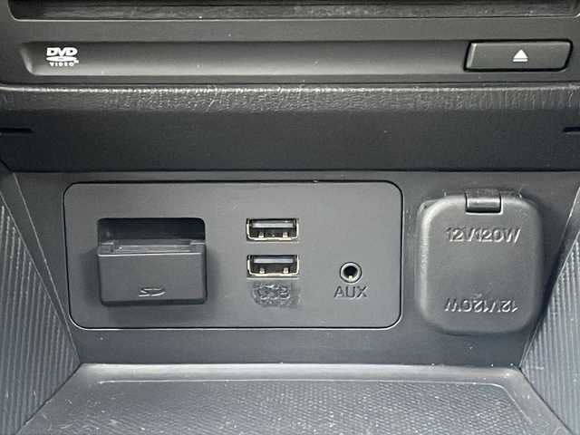 マツダ ＣＸ－３ XD Lパッケージ 福岡県 2017(平29)年 5.9万km ソウルレッドプレミアムメタリック 純正ナビ/（Bカメラ、AM、FM、Bluetooth、USB、CD、DVD、FUX、TV)/HUD/ステアリングヒーター/レーダークルーズコントロール/パドルシフト/シートヒーター/ETC/LEDヘッドライト/横滑り防止装置/ドアバイザー/オート電格ミラー/ステリングボタン/フォグランプ/プッシュスタート/スマートキー/純正18インチホイール