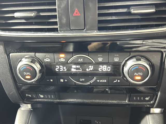 マツダ ＣＸ－５ XD Lパッケージ 沖縄県 2015(平27)年 8.1万km クリスタルホワイトパールマイカ 県外仕入 /禁煙車　/純正ナビ(フルセグTV/Bluetooth/CD/DVD) /バック/サイドカメラ /クルーズコントロール /車線逸脱警報 /前後方向ドライブレコーダー /レザーシート /メモリ付きパワーシート/ETC/シートヒーター/BSM/ステアリングリモコン/BOSEスピーカー