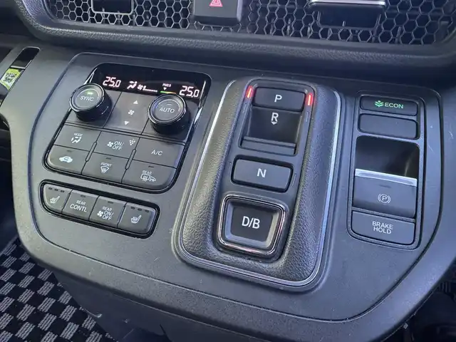 ホンダ ステップワゴン スパーダ eHEV プレミアムライン 千葉県 2024(令6)年 1.5万km トワイライトミストブラックパール ワンオーナー車/ホンダセンシング/衝突軽減ブレーキ/レーダークルーズコントロール/レーンキープアシスト/ブラインドスポットモニター/コーナーセンサー/純正11.4型ナビ/フルセグTV/Bluetooth/CarPlay/全方位カメラ/純正15.6型フリップダウンモニター/両側電動スライドドア/ハーフレザーシート/前席＆2列目シートヒーター/前後ドライブレコーダー/LEDライト/ETC/保証書・取説/スペアキー