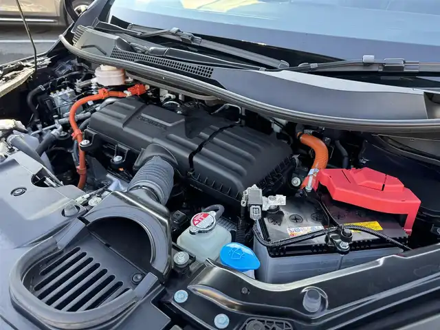 ホンダ ステップワゴン スパーダ eHEV プレミアムライン 千葉県 2024(令6)年 1.5万km トワイライトミストブラックパール ワンオーナー車/ホンダセンシング/衝突軽減ブレーキ/レーダークルーズコントロール/レーンキープアシスト/ブラインドスポットモニター/コーナーセンサー/純正11.4型ナビ/フルセグTV/Bluetooth/CarPlay/全方位カメラ/純正15.6型フリップダウンモニター/両側電動スライドドア/ハーフレザーシート/前席＆2列目シートヒーター/前後ドライブレコーダー/LEDライト/ETC/保証書・取説/スペアキー