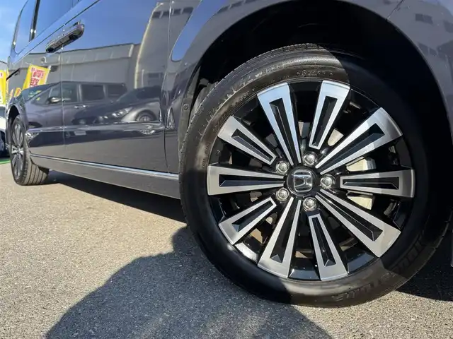 ホンダ ステップワゴン スパーダ eHEV プレミアムライン 千葉県 2024(令6)年 1.5万km トワイライトミストブラックパール ワンオーナー車/ホンダセンシング/衝突軽減ブレーキ/レーダークルーズコントロール/レーンキープアシスト/ブラインドスポットモニター/コーナーセンサー/純正11.4型ナビ/フルセグTV/Bluetooth/CarPlay/全方位カメラ/純正15.6型フリップダウンモニター/両側電動スライドドア/ハーフレザーシート/前席＆2列目シートヒーター/前後ドライブレコーダー/LEDライト/ETC/保証書・取説/スペアキー