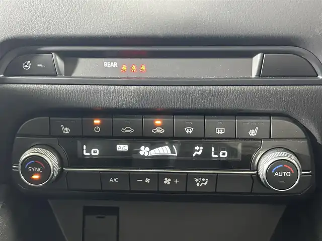 マツダ ＣＸ－５ XD プロアクティブ 佐賀県 2022(令4)年 3.2万km マシーングレープレミアムM 純正10.25型ナビ/（ＡＭ/ＦＭ/Bluetooth/フルセグTV）/全周囲カメラ/シートヒーター/ステアリングヒーター/ETC/クルーズコントロール(追従あり)/パワーシート/デュアルエアコン/パワーバックドア/パソルシフト/誤発進抑制機能/コーナーセンサー/LEDヘッドライト/衝突被害軽減ブレーキ/オートライト/スマートキー×２/プッシュスタート/純正17インチアルミホイール/盗難防止装置/横滑り防止装置/USB入力端子