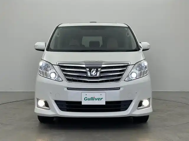 トヨタ アルファード 350G 埼玉県 2013(平25)年 6.7万km ホワイトパールクリスタルシャイン サンルーフ　純正８インチナビ　純正フリップダウンモニター　バックカメラ　パワーシート　両側パワースライドドア　キセノンヘッドライト　パワーバックドア　ビルトインETC　クルーズコントロール