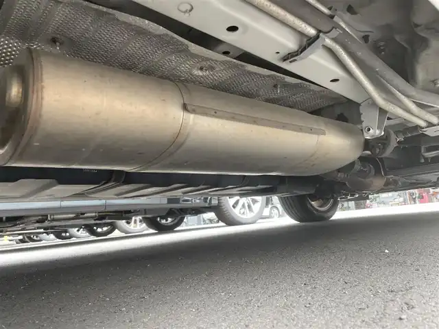トヨタ アルファード 350G 埼玉県 2013(平25)年 6.7万km ホワイトパールクリスタルシャイン サンルーフ　純正８インチナビ　純正フリップダウンモニター　バックカメラ　パワーシート　両側パワースライドドア　キセノンヘッドライト　パワーバックドア　ビルトインETC　クルーズコントロール