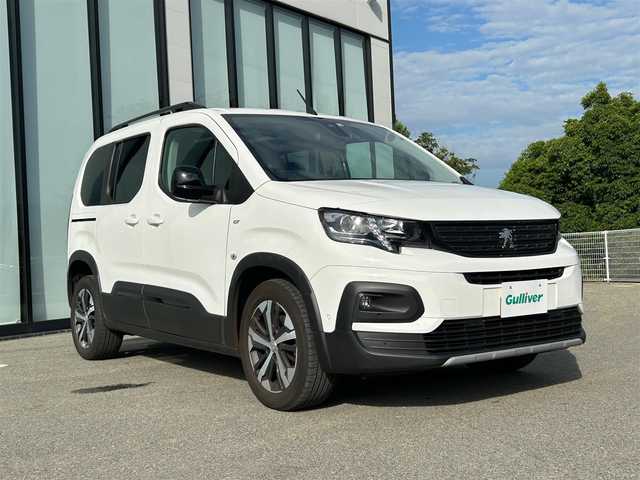 プジョー リフター GT 大阪府 2022(令4)年 3.1万km パール 純正ナビ/   Bluetooth/USB/バックモニター/衝突軽減ブレーキ/横滑り防止装置/コーナーセンサー/ＢＳＭ/クルーズコントロール/レーンキープアシスト/パドルシフト/ダウンヒルアシストコントロール/前後ドライブレコーダー/純正フロアマット/プッシュスタート/スマートキー/ＥＴＣ