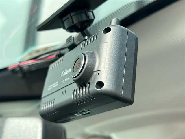 プジョー リフター GT 大阪府 2022(令4)年 3.1万km パール 純正ナビ/   Bluetooth/USB/バックモニター/衝突軽減ブレーキ/横滑り防止装置/コーナーセンサー/ＢＳＭ/クルーズコントロール/レーンキープアシスト/パドルシフト/ダウンヒルアシストコントロール/前後ドライブレコーダー/純正フロアマット/プッシュスタート/スマートキー/ＥＴＣ