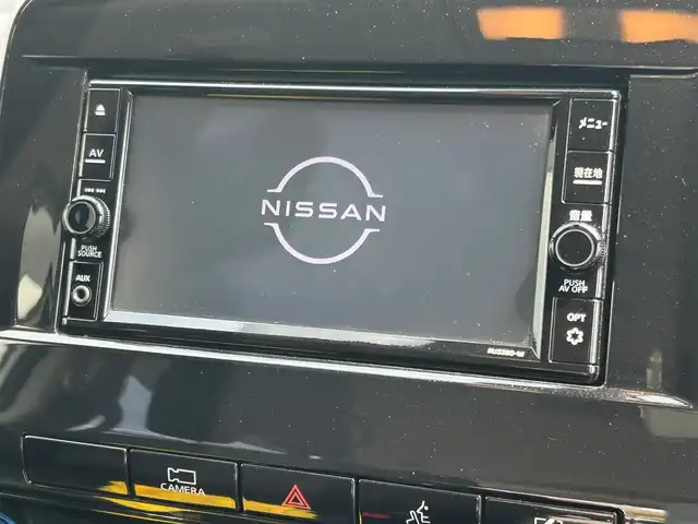 日産 セレナ e－パワー ハイウェイスター V 大阪府 2021(令3)年 2.1万km ブリリアントホワイトパール ワンオーナー　/プロパイロット/スマートルームミラー/純正ナビ　/   フルセグTV/CD/DVD/Bluetooth/USB/全方位モニター　/１１インチ後席モニター　　/衝突軽減ブレーキ/クリアランスソナー　　/両側パワースライドドア　/前後ドライブレコーダー/純正15インチアルミホイール　/純正フロアマット/プッシュスタート/スマートキー　/ＥＴＣ　/ＬＥＤ