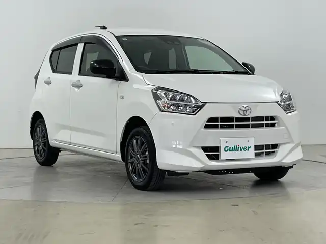 トヨタ ピクシスエポック X SAⅢ 道央・札幌 2025(令7)年 0.5万km ホワイト ・４WD /スマートアシスト/・衝突被害軽減ブレーキ/横滑り防止装置/・純正ディーラーOPナビ/・BT/CD/DVD/SD/USBフルセグTV/・バックカメラ/・純正エンジンスターター/・アイドリングストップ/・電動格納ミラー/・LEDヘッドライト/オートライト/・オートマチックハイビーム/・リモコンキー/スペアキー（１本）