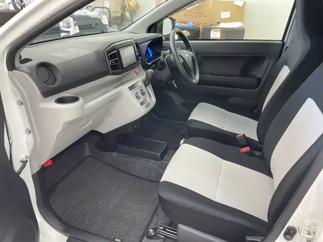トヨタ ピクシスエポック X SAⅢ 道央・札幌 2025(令7)年 0.5万km ホワイト ・４WD /スマートアシスト/・衝突被害軽減ブレーキ/横滑り防止装置/・純正ディーラーOPナビ/・BT/CD/DVD/SD/USBフルセグTV/・バックカメラ/・純正エンジンスターター/・アイドリングストップ/・電動格納ミラー/・LEDヘッドライト/オートライト/・オートマチックハイビーム/・リモコンキー/スペアキー（１本）