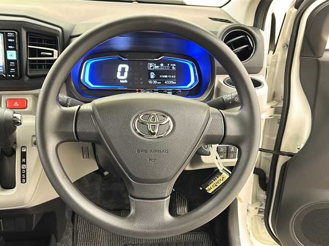 トヨタ ピクシスエポック X SAⅢ 道央・札幌 2025(令7)年 0.5万km ホワイト ・４WD /スマートアシスト/・衝突被害軽減ブレーキ/横滑り防止装置/・純正ディーラーOPナビ/・BT/CD/DVD/SD/USBフルセグTV/・バックカメラ/・純正エンジンスターター/・アイドリングストップ/・電動格納ミラー/・LEDヘッドライト/オートライト/・オートマチックハイビーム/・リモコンキー/スペアキー（１本）