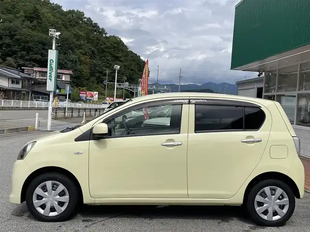 ダイハツ ミラ イース Xf メモリアルエディション 岐阜県 2012(平24)年 5.9万km コットンアイボリー ４WD/寒冷地仕様/純正オーディオ/AM/FM/CD/リモコンキー/電動格納ミラー/アイドリングストップ/スペアキー/保証書/取扱説明書