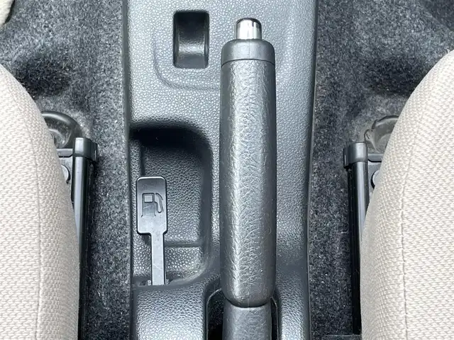 ダイハツ ミラ イース Xf メモリアルエディション 岐阜県 2012(平24)年 5.9万km コットンアイボリー ４WD/寒冷地仕様/純正オーディオ/AM/FM/CD/リモコンキー/電動格納ミラー/アイドリングストップ/スペアキー/保証書/取扱説明書