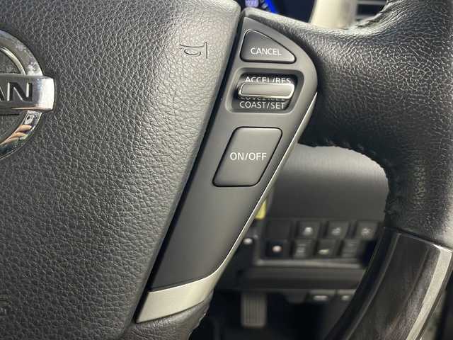 日産 エルグランド 250HWS プレミアム アーバンクロム 秋田県 2018(平30)年 3.7万km ブリリアントホワイトパール 4WD/メーカーOPナビ /TV/Bluetooth/CD/両側パワースライドドア/後席モニター/アラウンドビューモニター/黒革シート/電動リアゲート/前席パワーシート/前席シートヒーター/前後ドライブレコーダー/デジタルインナーミラー/LEDヘッドライト/フォグランプ/前後コーナーセンサー/純正アルミホイール/ドアバイザー/純正フロアマット/エンジンスターター