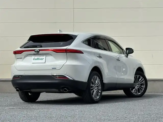 トヨタ ハリアー Z 茨城県 2020(令2)年 5.7万km ホワイトパールクリスタルシャイン JBLサウンド/ワイヤレス充電/全方位カメラ/純正ナビ/LEDヘッドライト/追従型クルーズコントロール/ETC2.0/前後コーナーセンサー/デジタルインナーミラー/スペアキー/電動リアゲート/Bluetooth接続/スマートキー/オートマチックハイビーム/W＋サイドエアバック/フルセグTV（走行中視聴不可）/純正フロアマット/純正アルミホイール