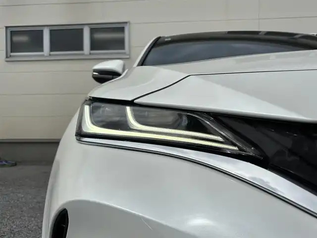 トヨタ ハリアー Z 茨城県 2020(令2)年 5.7万km ホワイトパールクリスタルシャイン JBLサウンド/ワイヤレス充電/全方位カメラ/純正ナビ/LEDヘッドライト/追従型クルーズコントロール/ETC2.0/前後コーナーセンサー/デジタルインナーミラー/スペアキー/電動リアゲート/Bluetooth接続/スマートキー/オートマチックハイビーム/W＋サイドエアバック/フルセグTV（走行中視聴不可）/純正フロアマット/純正アルミホイール