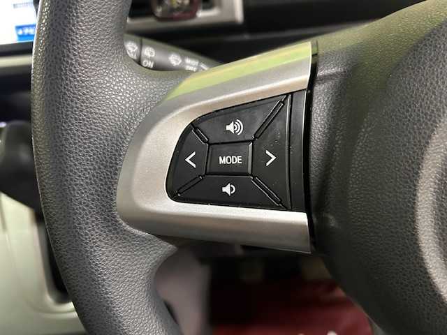 ダイハツ ウェイク X SA 道央・札幌 2015(平27)年 5.8万km ブラックマイカメタリック 【2510007025】/４ＷＤ　/ターボ　/衝突軽減ブレーキ　/ナビＴＶ　/バックカメラ　/片側電動スライドドア　/シートヒーター　/社外１４インチアルミホイール　/後席サンシェード　/プッシュスタート　/オートライト　/ＬＥＤヘッドライト/フォグライト