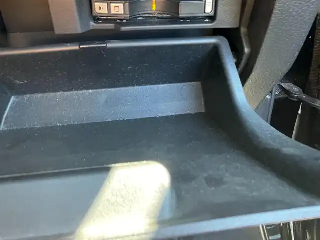 日産 セレナ ハイウェイスター Sハイブリッド 宮崎県 2014(平26)年 10.3万km ダイヤモンドブラック /ナビ(MP313D-W)//ワンセグ/TV/CD/DVD//ビルトインETC//バックカメラ//フリップダウンモニター//両側パワースライドドア//純正アルミホイール//オートライト