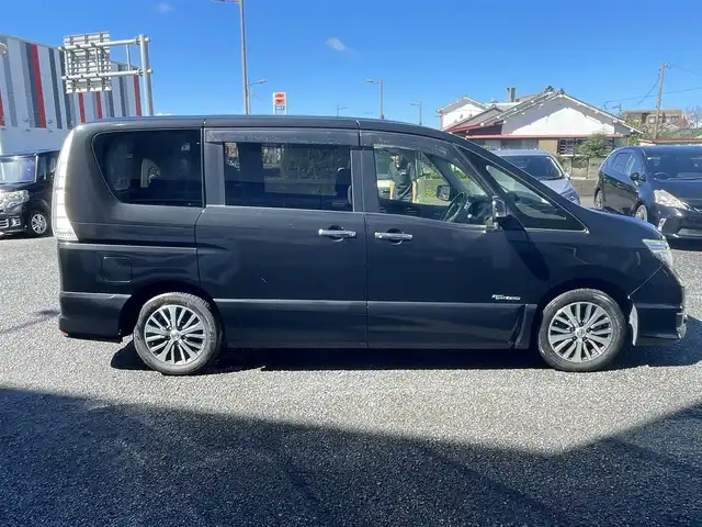 日産 セレナ ハイウェイスター Sハイブリッド 宮崎県 2014(平26)年 10.3万km ダイヤモンドブラック /ナビ(MP313D-W)//ワンセグ/TV/CD/DVD//ビルトインETC//バックカメラ//フリップダウンモニター//両側パワースライドドア//純正アルミホイール//オートライト