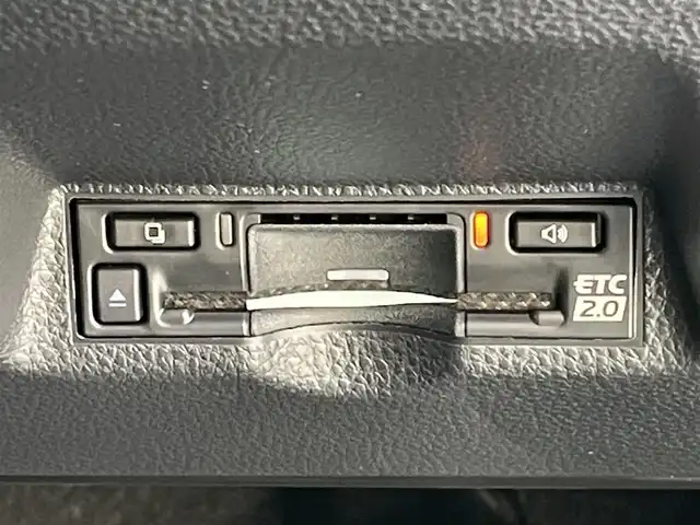 トヨタ ヤリスクロス ハイブリッド Z アドベンチャー 東京都 2025(令7)年 0.1千km ベージュ パノラミックビューモニター　/運転席パワーシート　/前席温シートヒーター　/ステアリングヒーター　/ディスプレイオーディオ/・ＨＤＭＩ　/・Bluetooth　/・ＡｐｐｌｅＣａｒＰｌａｙ/ＡｎｄｒｏｉｄＡｕｔｏ　/ハーフレザーシート　/セーフティセンス