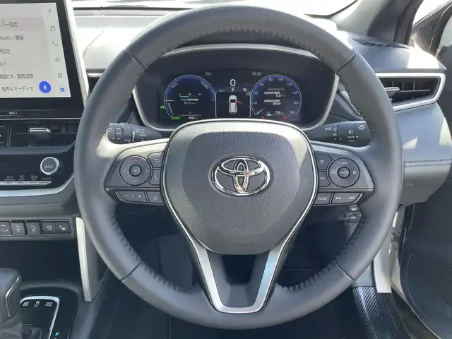 トヨタ カローラ クロス ハイブリッド Z 群馬県 2025(令7)年 0.9万km プラチナホワイトパールマイカ 純正１０．５インチナビ　モデリスタエアロ　全方位カメラ　パーキングアシスト　アダプティブクルーズコントロール　レーンアシスト　ステアリングヒーター　ビルトインＥＴＣ２．０　パワーバックドア　禁煙車