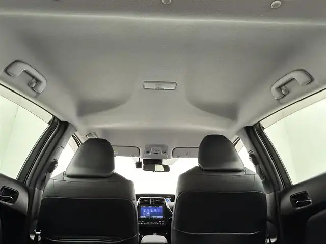 トヨタ プリウス A プレミアム 岡山県 2019(平31)年 7.2万km ホワイトパールクリスタルシャイン モデリスタエアロ/純正9インチナビ/・FM/AM/Bluetooth/フルセグ/CD/DVD/バックカメラ/合皮シート/・パワーシート/・ベンチレーション/アクセサリーコンセント/パーキングアシスト/ビルトインETC/ドライブレコーダー/トヨタセーフティーセンス/・プリクラッシュセーフティ/・レーンキープアシスト/・コーナーセンサー/・レーダークルーズコントロール/・オートマチックハイビーム/HUD/LEDヘッドライト/・フォグライト/純正フロアマット