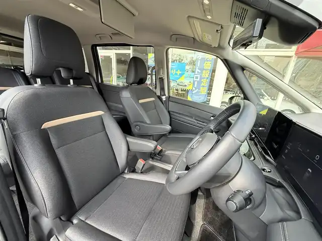 日産 セレナ e－パワー ハイウェイスター V 長崎県 2023(令5)年 1.6万km ダークメタルグレー 登録時15771km/純正ナビ　/・TV/・Bluetoothaudio/・HDMI/スライドドア/ハンズフリースライドドア/D+N席シートヒーター/ステアリングヒーター/デジタルインナーミラー/前後ドライブレコーダー/プロパイロット/フロントダイナミックPK/全方位カメラ/ビルトインETC2.0/両側パワーG/ワイヤレス充電/ブラインドスポットモニター/フリップダウンモニター