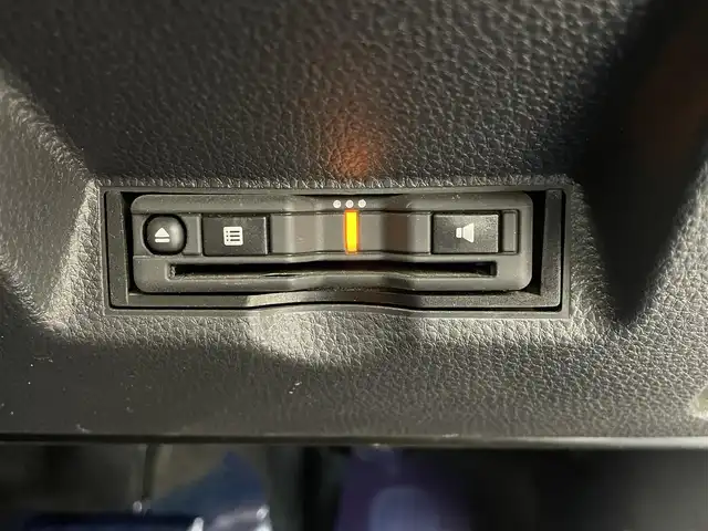 トヨタ ヤリス X 宮城県 2020(令2)年 7.3万km シルバーM 純正ディスプレイオーディオナビ　/プリクラッシュセーフティ　/レーンディパーチャーアラート　/オートマチックハイビーム　/バックモニター　/バックカメラ　/ＥＴＣ　/キーレスエントリー　/スタッドレス／ＡＷセット車載/スマートフォン連携/サイド/カーテンエアバッグ/横滑り防止機能/オートライト/ステアリングリモコン/ECOモード