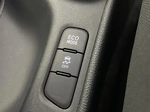 トヨタ ヤリス X 宮城県 2020(令2)年 7.3万km シルバーM 純正ディスプレイオーディオナビ　/プリクラッシュセーフティ　/レーンディパーチャーアラート　/オートマチックハイビーム　/バックモニター　/バックカメラ　/ＥＴＣ　/キーレスエントリー　/スタッドレス／ＡＷセット車載/スマートフォン連携/サイド/カーテンエアバッグ/横滑り防止機能/オートライト/ステアリングリモコン/ECOモード