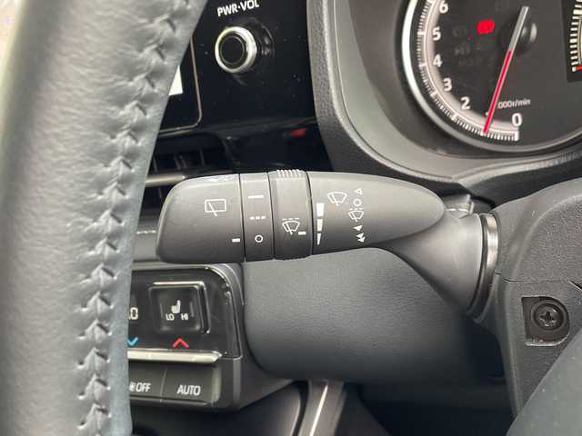 トヨタ ノア S－Z 愛知県 2024(令6)年 2.9万km アティチュードブラックマイカ トヨタセーフティセンス/純正10.5型ディスプレイオーディオナビ/フリップダウンモニター/両側パワースライドドア/レーダークルーズコントロール/シートヒーター/バックカメラ/コーナーセンサー/純正アルミホイール/ETC2.0/LEDヘッドライト/リアオートエアコン/ドライブレコーダー/衝突軽減システム/フルセグ/CD DVD/Bluetooth/ステアリングスイッチ/スマートキー/プッシュスタート