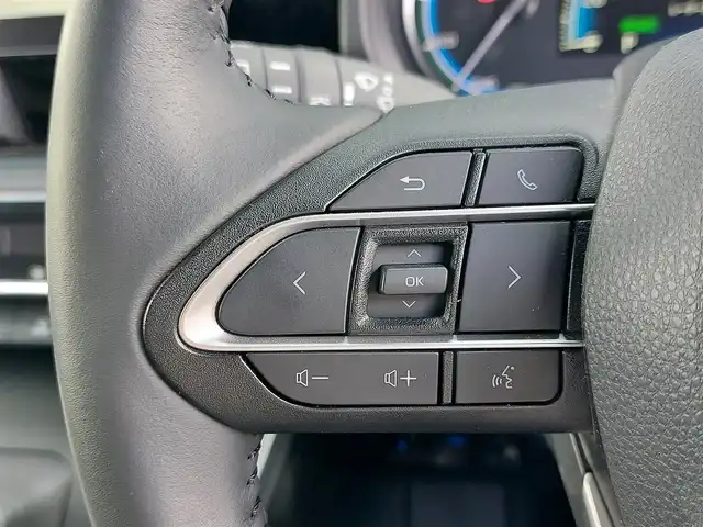 トヨタ ヴォクシー ハイブリッド S－Z 東京都 2025(令7)年 0.4万km アティチュードブラックマイカ 快適利便パッケージ（High）/・ハンズフリーデュアルパワースライドドア/・パワーバックドア/・「ナノイーX」/・ステアリングヒーター/・2列目キャプテンシート・シートヒーター・オットマン/Toyota Safety Sense/・プリクラッシュセーフティ/・レーントレーシングアシスト/・レーンチェンジアシスト/・先行車発進告知機能/・オートマチックハイビーム/・レーダークルーズコントロール/・クリアランスソナー/・パーキングサポートブレーキ/・ロードサインアシスト/パノラミックビューモニター/アドバンスドパーク/プッシュスタート/純正ナビ/　・フルセグTV/　・Bluetooth接続/　・HDMI/　・AM/FMラジオ/純正フリップダウンモニター/前後ドライブレコーダー〔HDR301〕/ビルトインETC2.0/LEDヘッドライト/17インチ純正アルミホイール/スマートキー