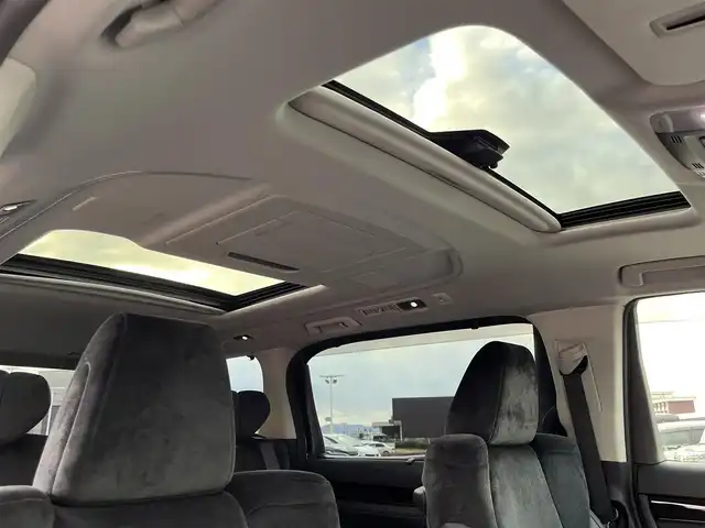 トヨタ アルファード S Cパッケージ 奈良県 2016(平28)年 5.5万km ラグジュアリーホワイトパールクリスタルシャインガラスフレーク 純正ナビ　/バックモニター　/サイドモニター　/ＪＢＬサウンド　/ＨＤＭＩ　/フルセグテレビ　/前方ドラレコ/サンルーフ　/フリップダウンモニター　/ステアリングヒーター　/シートヒーター　/パワーシート/ハーフレザーシート　/トヨタ―セーフティー/アダブティブクルーズコントロール/コーナーセンサー/パワーバックドア/両側パワースライドドア