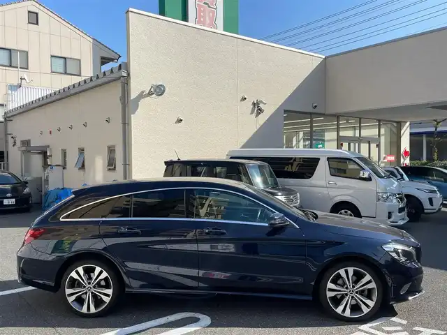 メルセデス・ベンツ ＣＬＡ２２０