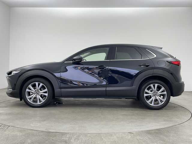 マツダ ＣＸ－３０ 20S Lパッケージ 兵庫県 2021(令3)年 3.3万km ジェットブラックマイカ ・純正10.25インチナビ＆BT＆フルセグ＆CD＆DVD＆HDMI/・レザーシート/・シートヒーター/・パーキングアシスト/・スマートブレーキサポート/・パワーシート/・シートメモリー/・ブラインドスポットモニター/・レーンキープアシスト/・レーダークルーズコントロール/・パドルシフト/・パワーバックドア/・バックカメラ/・LEDヘッドライト/・ETC/・アイドリングストップ/・前後ドライブレコーダー/・純正18インチAW/・電動パーキング/・プッシュスタート