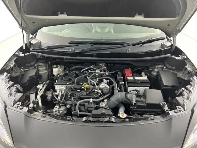 トヨタ ヤリスクロス G 愛知県 2022(令4)年 0.8万km ブラックマイカ 禁煙車/純正8インチナビ/（Bluetooth/USB/Miracast/USB/AM/FM）/全方位カメラ/ToyotaSafetySense/・プリクラッシュセーフティ/・レーンキープアシスト/・クリアランスソナー/・オートマチックハイビーム/・レーダークルーズコントロール/・アダプティブクルーズコントロール/ドライブレコーダー/ETC/ステアリングスイッチ/横滑り防止機能/ハロゲンヘッドライト/SRSサイドエアバック/オートライト/電動パーキング/オートホールド/保証書/取扱説明書/スペアキー有/スマートキー/プッシュスタート