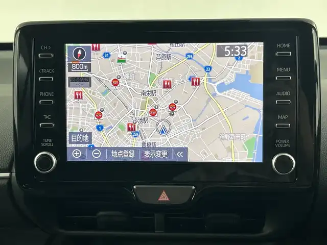 トヨタ ヤリスクロス G 愛知県 2022(令4)年 0.8万km ブラックマイカ 禁煙車/純正8インチナビ/（Bluetooth/USB/Miracast/USB/AM/FM）/全方位カメラ/ToyotaSafetySense/・プリクラッシュセーフティ/・レーンキープアシスト/・クリアランスソナー/・オートマチックハイビーム/・レーダークルーズコントロール/・アダプティブクルーズコントロール/ドライブレコーダー/ETC/ステアリングスイッチ/横滑り防止機能/ハロゲンヘッドライト/SRSサイドエアバック/オートライト/電動パーキング/オートホールド/保証書/取扱説明書/スペアキー有/スマートキー/プッシュスタート