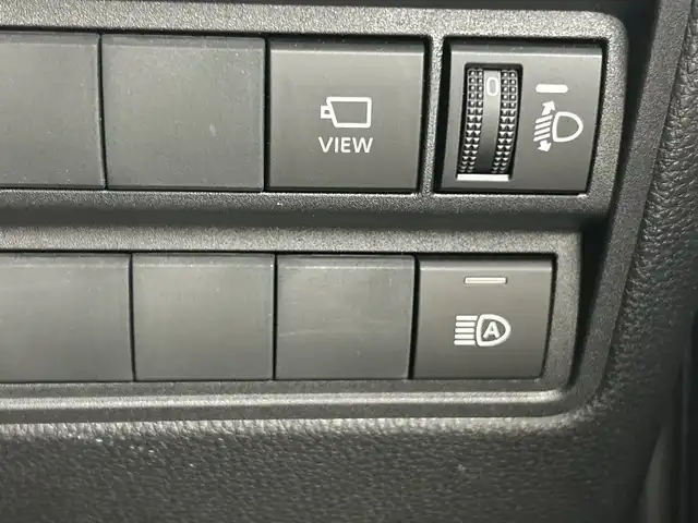 トヨタ ヤリスクロス G 愛知県 2022(令4)年 0.8万km ブラックマイカ 禁煙車/純正8インチナビ/（Bluetooth/USB/Miracast/USB/AM/FM）/全方位カメラ/ToyotaSafetySense/・プリクラッシュセーフティ/・レーンキープアシスト/・クリアランスソナー/・オートマチックハイビーム/・レーダークルーズコントロール/・アダプティブクルーズコントロール/ドライブレコーダー/ETC/ステアリングスイッチ/横滑り防止機能/ハロゲンヘッドライト/SRSサイドエアバック/オートライト/電動パーキング/オートホールド/保証書/取扱説明書/スペアキー有/スマートキー/プッシュスタート