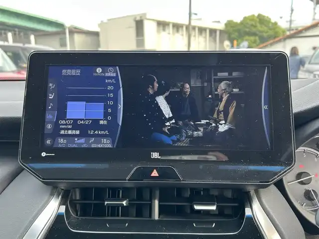 トヨタ ハリアー Z レザーパッケージ 愛知県 2020(令2)年 8.6万km プレシャスブラックパール 調光パノラマルーフ/12.3型ナビ/　(AppleCarPlay/AndroidAuto対応)/フルセグTV/ハンズフリーパワーバックドア/パノラミックビューモニター/ビルトインETC2.0/レーダークルーズコントロール/クリアランスソナー/セーフティセンス/・プリクラッシュセーフティ/・レーントレーシングアシスト/・アダプティブハイビームシステム/・ロードサインアシスト/LEDヘッドランプ/本革巻きステアリング/ステアリングヒーター/ブラック革シート/前席パワーシート/快適温熱シート/JBLプレミアムサウンドシステム/純正19インチアルミホイール/スマートエントリー/スタートシステム