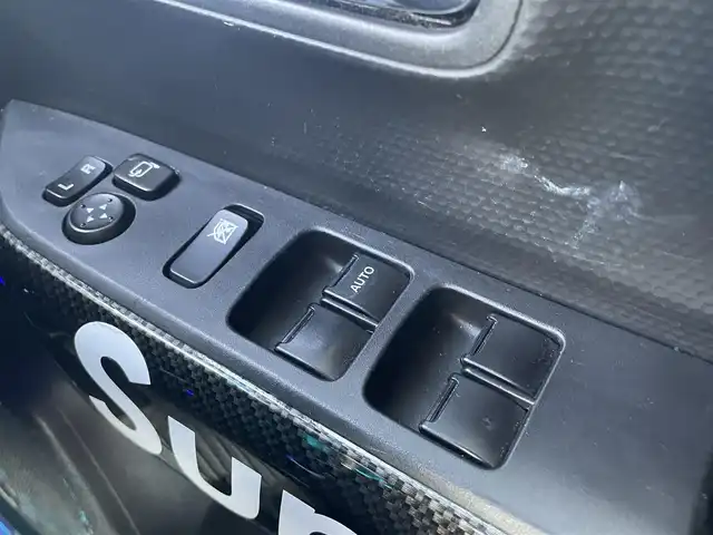 スズキ クロスビー HYBRID MZ 埼玉県 2018(平30)年 11.6万km キャラバンアイボリーパールメタリック/ホワイト 2トーンルーフ (株)IDOMが運営する【じしゃロン川越店】の自社ローン専用車両になります。/こちらは現金またはオートローンご利用時の価格です。/自社ローンご希望の方は別途その旨お申付け下さい/純正ＳＤナビ/（AM/FM/CD/DVD/BT)/フルセグＴＶ　/ＥＴＣ　/社外メーター　/社外レーダー　/パドルシフト　/ドライブレコーダー　/クルーズコントロール　/ステアリングスイッチ　/ＬＥＤヘッドライト　/オートライト　/コーナーセンサー